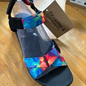 BEARPAW BECCA WOMEN'S SANDAL SIZE 9 BRAND NEW RAINBOW COMFY